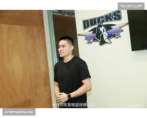 陈盈骏组织能力提升 北京首钢后场实力增强